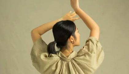 开云体育在线入口-【智能化裁判系统】机器人裁判对传统裁判的冲击与融合，机器人裁判员